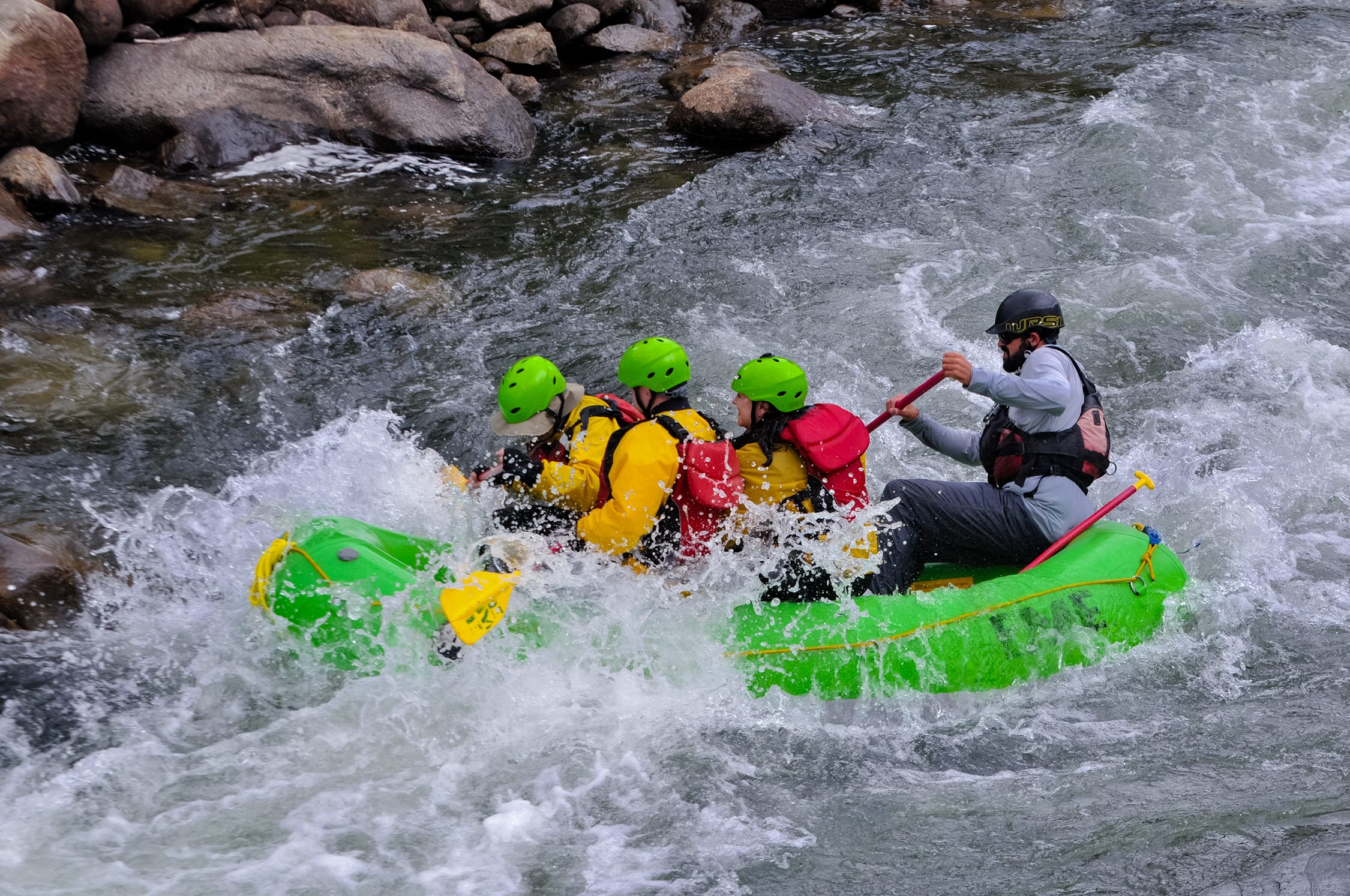 river rafting tour in aspen on pine creek